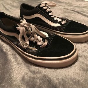 Black “Old Skool” Vans